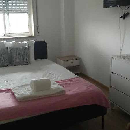 Singh Leite Room&apartament Quarto em Acomodações Particulares Lisboa