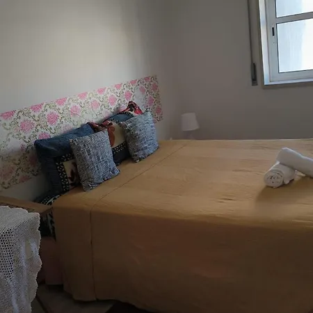 Accommodatie bij particulieren Singh Leite Room&apartament Lissabon