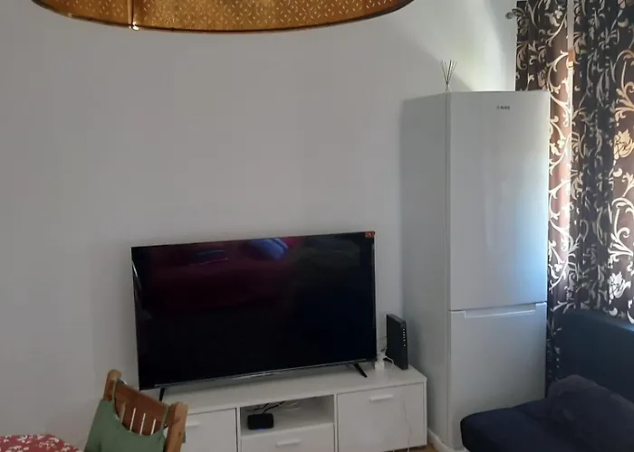 Δωμάτια σε οικογενειακή κατοικία Singh Leite Family Pt *