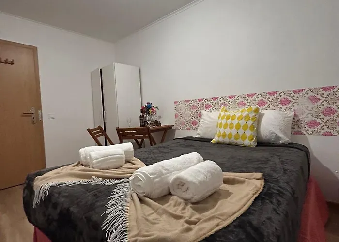 Séjour chez l'habitant Singh Leite Family Pt *