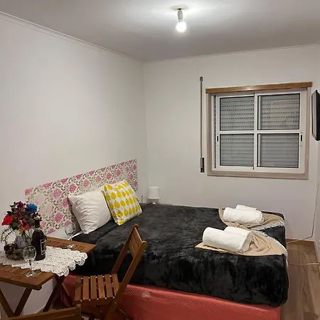 Ubytování v soukromí Singh Leite Holiday Home Room&Apartament Lisboa