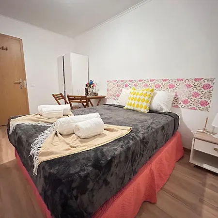 Ubytování v soukromí Singh Leite Holiday Home Room&Apartament Lisboa
